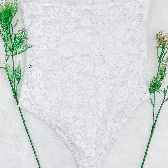 White Lace Teddy Bodysuit - Picture 4 of 4